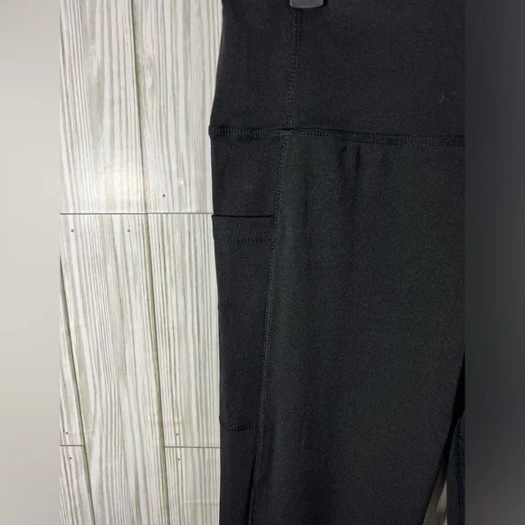 NWT- JVINI SPORT BLACK LEGGINGS - Picture 2 of 6